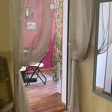 Domus Annia Guest House, The Amazing Colosseum * Rome