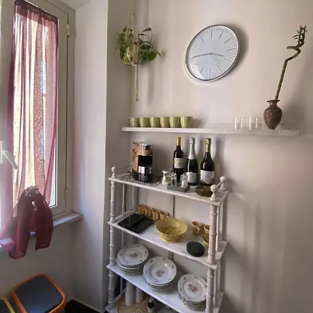 Domus Annia Guest House, The Amazing Colosseum Apartament *