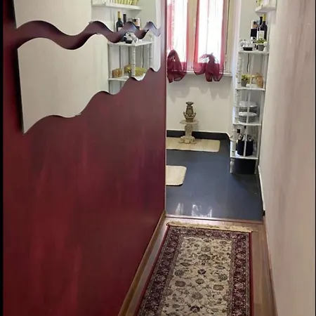 Domus Annia Guest House, The Amazing Colosseum *